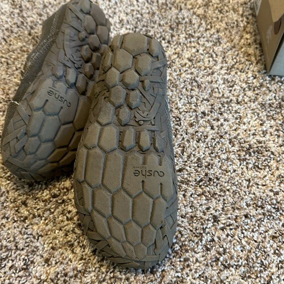 Super comfortable slide on canvas slip on shoe - Picture 3 of 3